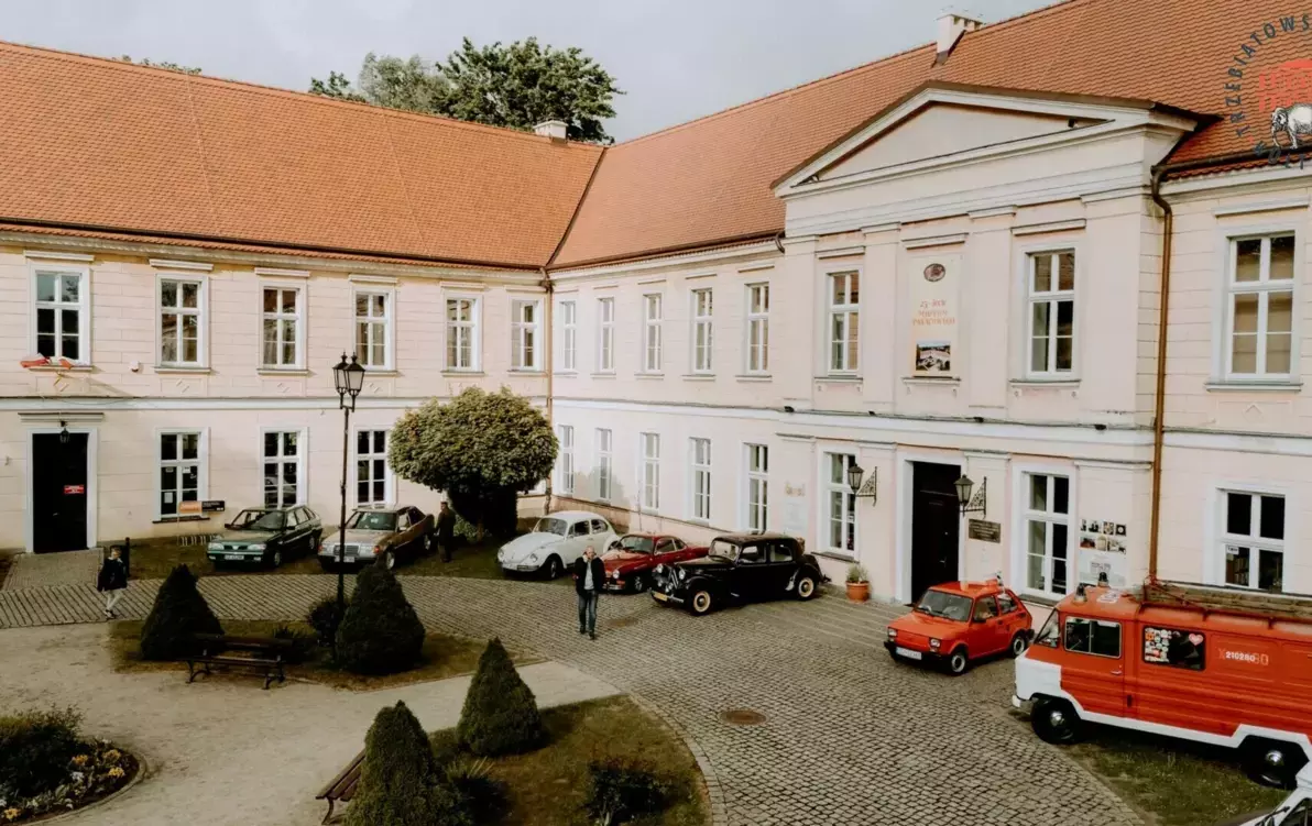 Zdjęcie do NIECH ŻYJE MUZEUM!