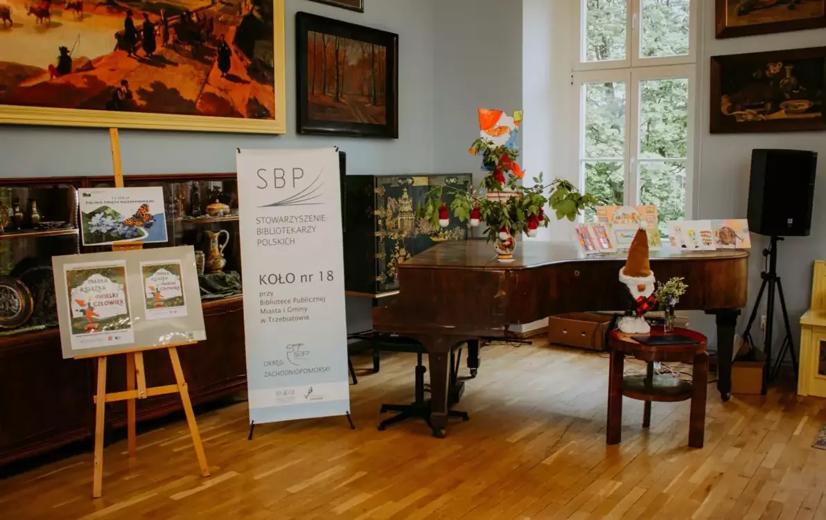 Zdjęcie do &bdquo;NIE ZAPOMNĘ. BIBLIOTEKA. LUBIĘ TU BYĆ&rdquo;