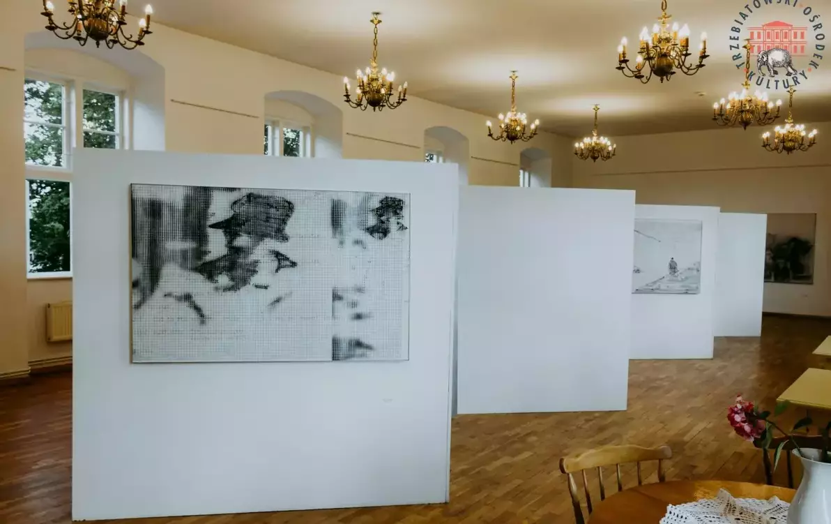 Zdjęcie do Wystawa &bdquo;Grafika &ndash; dialog doświadczenia i eksperymentu&rdquo; została uroczyście otwarta!