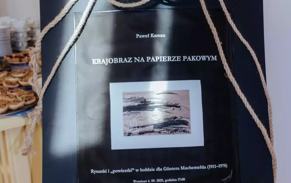 Zdjęcie do Paweł Kamza KRAJOBRAZ NA PAPIERZE PAKOWYM